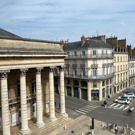 Le Theatre : Centre Historique Dijon Exterior foto